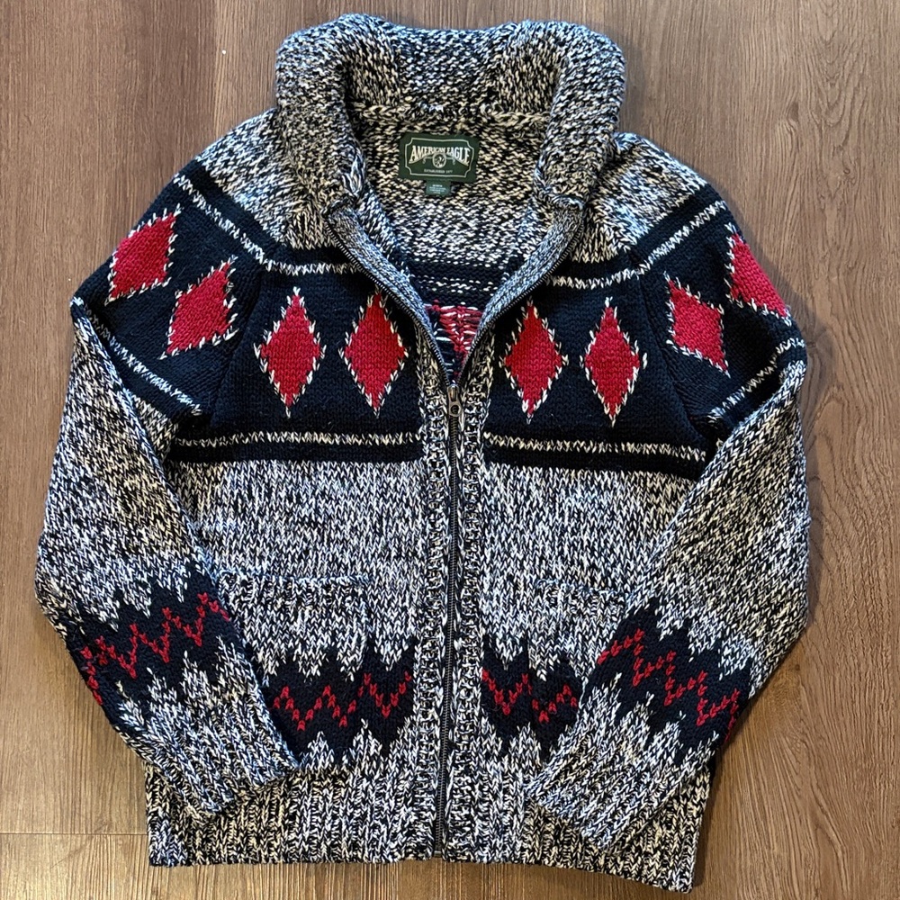 Vintage! American Eagle Outfitters “Cabin” trendy sweater.
